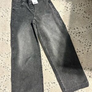 Kids Light Black/Gray Straight Leg Jeans – Size 11–12Y – NWT